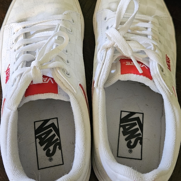 VANS 8.5 Women's Checkerboard White Red Worn once or twice at the most. W/Box - Picture 7 of 9